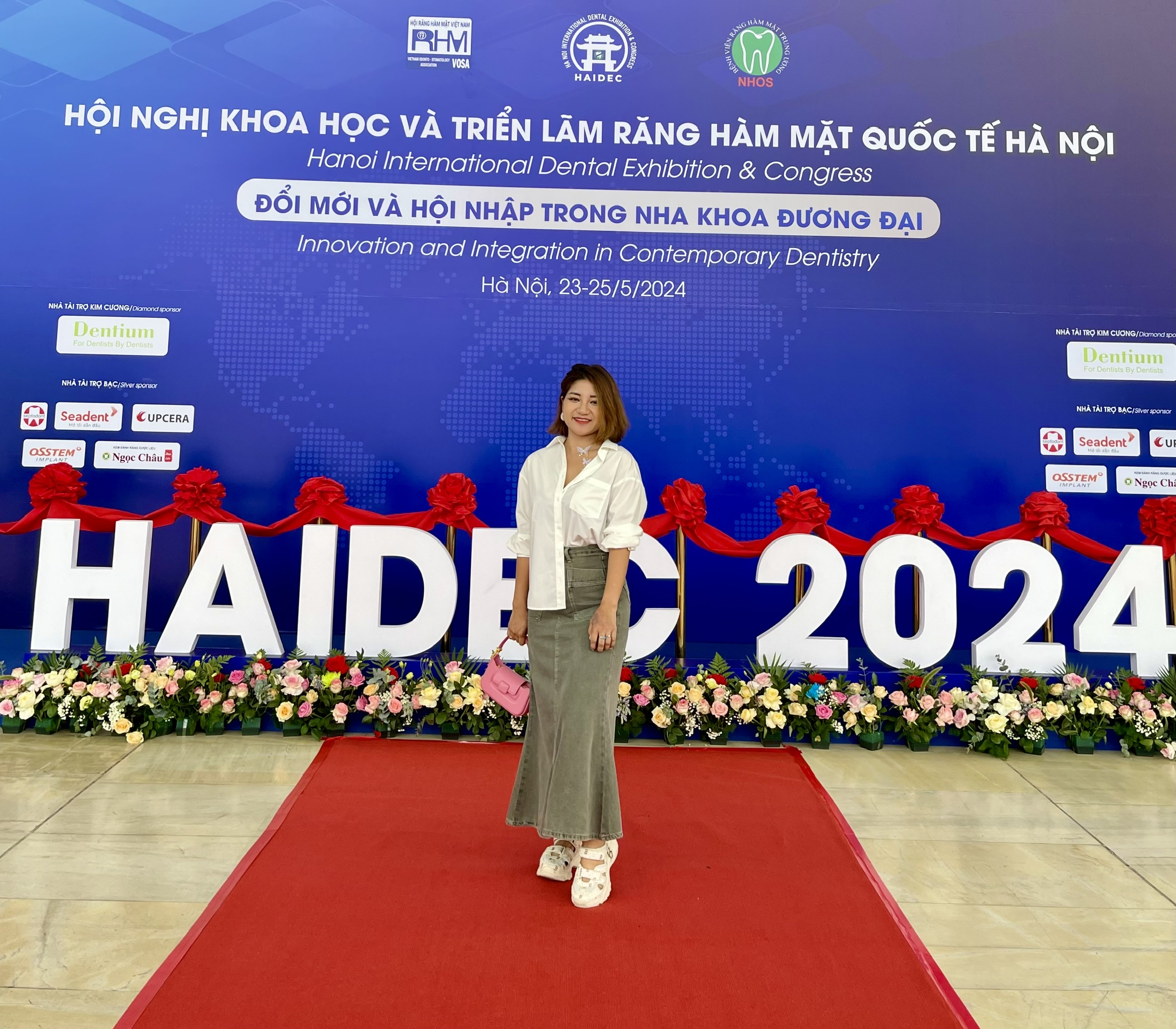 Bs tham gia hội nghị răng hàm mặt toàn quốc Bs tham gia hội nghị răng hàm mặt toàn quốc